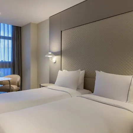 Ac Som By Marriott Hotel L’Hospitalet de Llobregat