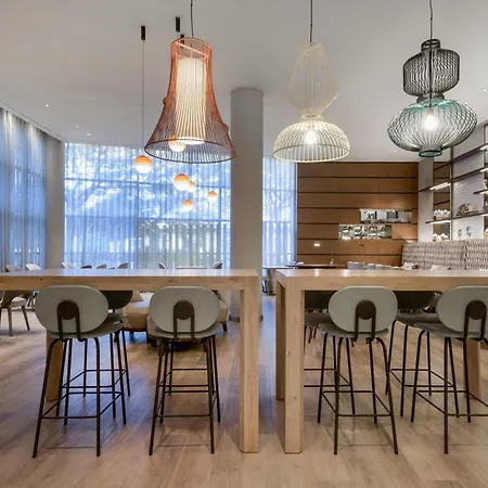 Ξενοδοχείο Ac Som By Marriott 4*