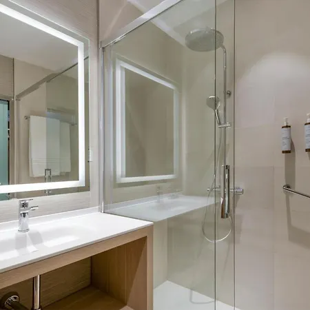 Ac Som By Marriott L'Hospitalet de Llobregat