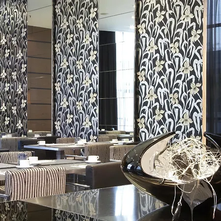 Ac Som By Marriott Hotel L’Hospitalet de Llobregat