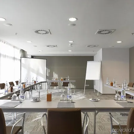 Hotel Ac Som By Marriott L’Hospitalet de Llobregat